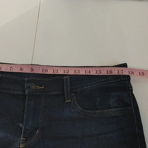 Levi's Cuffed Jean Shorts - Picture 6 of 10